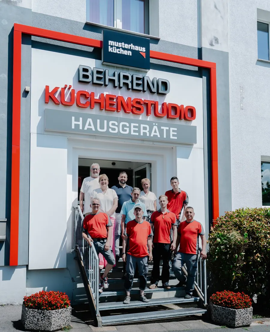 Das Team von Behrend in der Küchenausstellung in Solingen